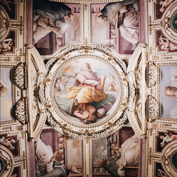 Meet your Posher, Sebastian - Picture 7 of 7